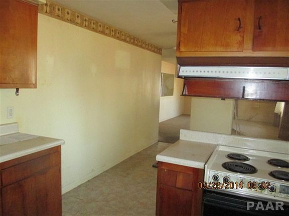 3rd image of 2507 S Daycor Dr