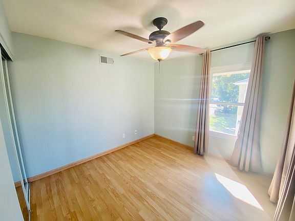 5th image of 11821 Spruce Run Dr APT A