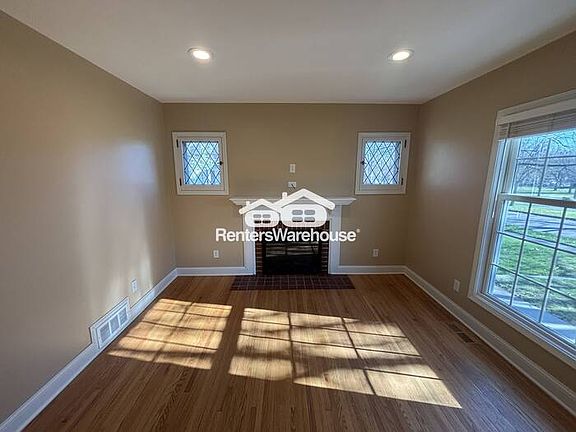 4th image of 3421 York Ave N