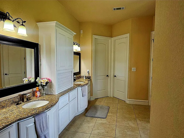 943 High Meadow Ranch Dr — Photo 37