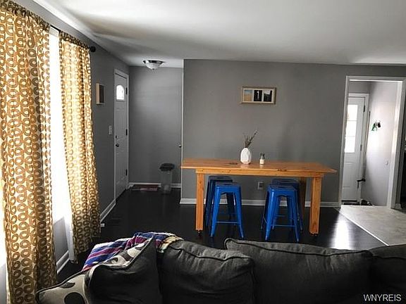 3rd image of 225 Bannard Ave