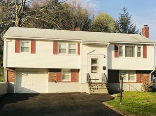 22 Hollis St, Randolph, MA 02368