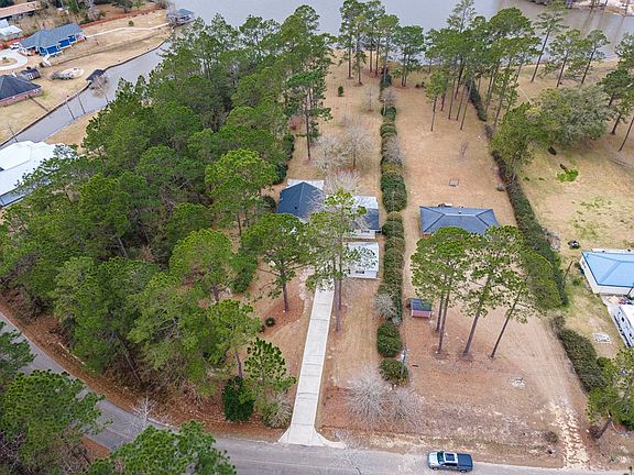 5th image of 728 Lakeside Dr