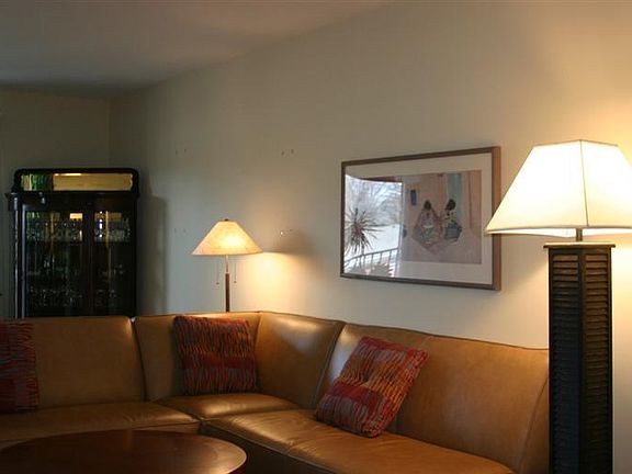2nd image of 3542 Amberacres Dr Unit 100N