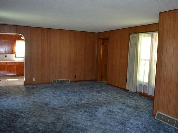 2nd image of 234 2nd Ave N
