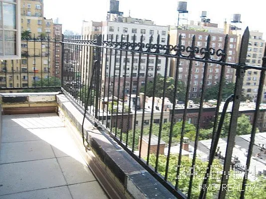 Rented by 24 7 NYC Realty Inc. | media 38