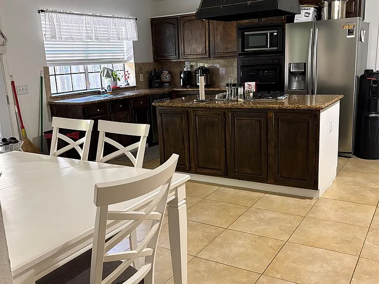 2319 Mill Creek Dr — Photo 15