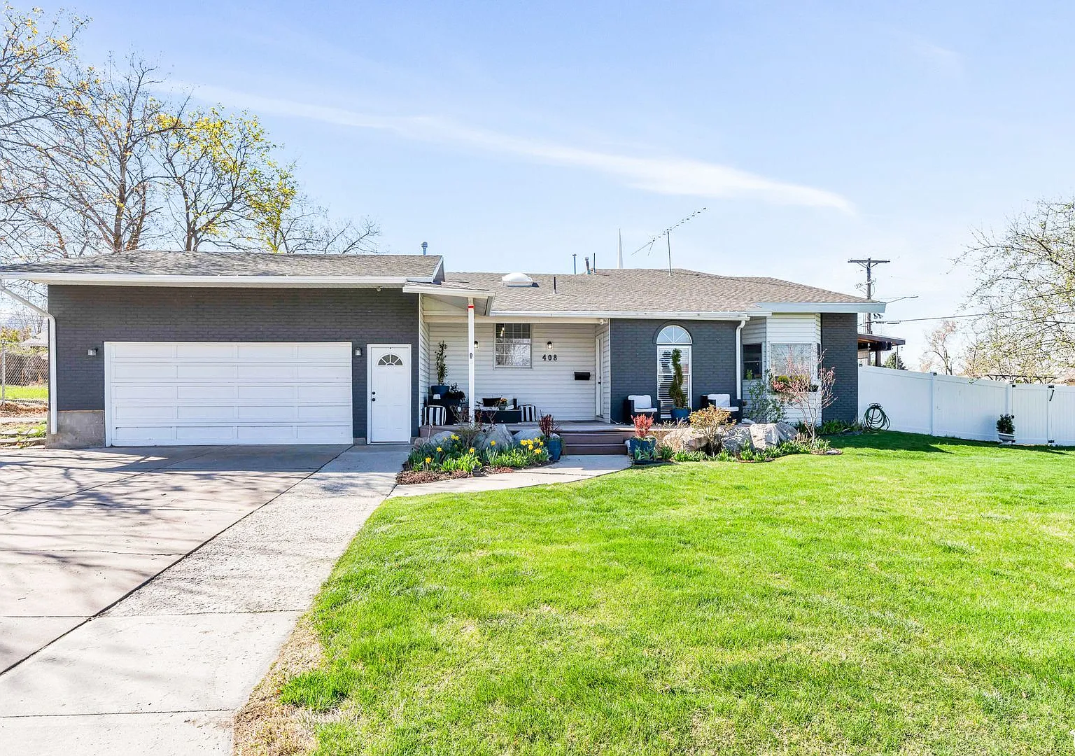 5 bedroom, 2 bath Bountiful Home — Photo 1