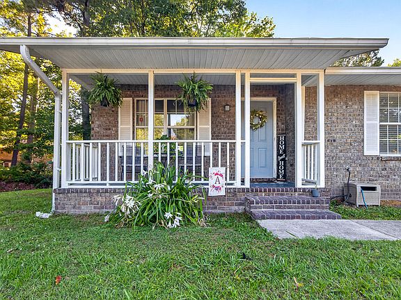 2nd image of 216 Azalea Ct