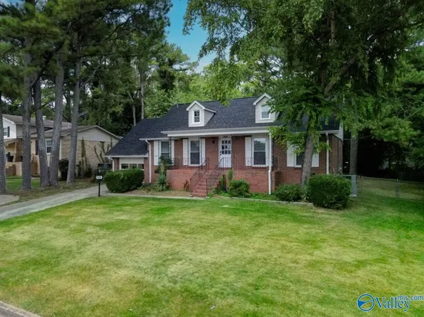 2506 Greenhill Dr NW, Huntsville, AL 35810