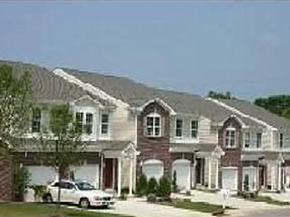 1530 Nowlin Ave Unit 102, Greendale, IN 47025