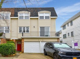 1566 216th St #1, Bayside, NY 11360