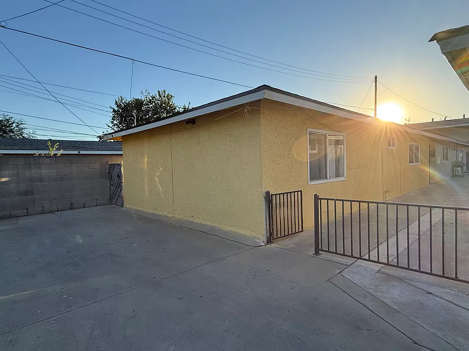 2675 Gage Ave #A