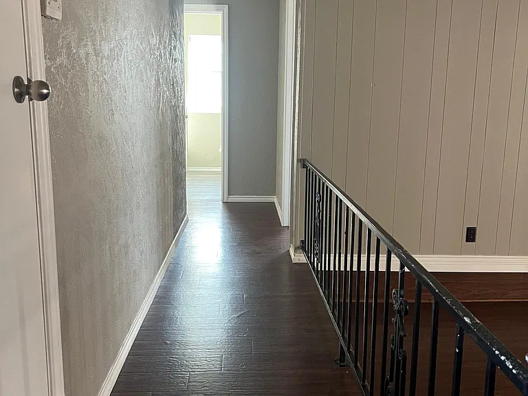 3012 Barrington Ct — Photo 7