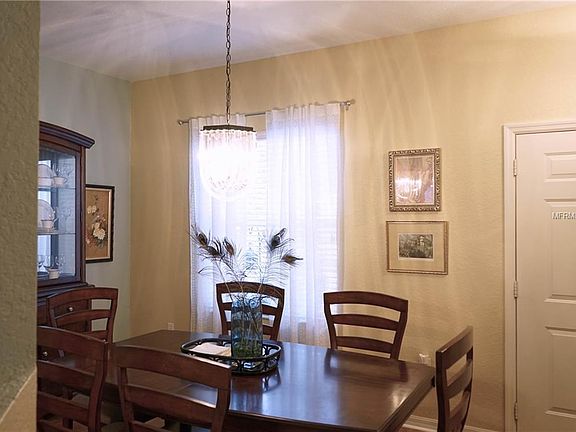4th image of 3228 Enclave Blvd