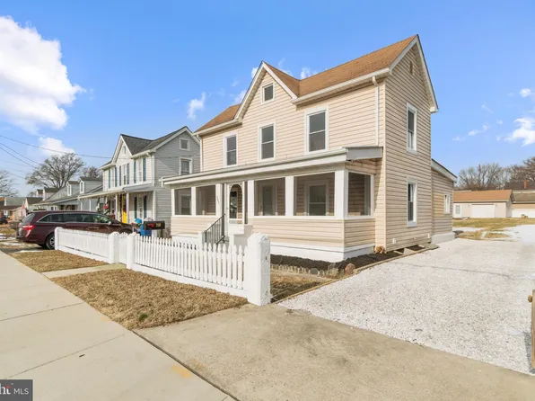 348 Townsend Rd, Baltimore, MD 21221