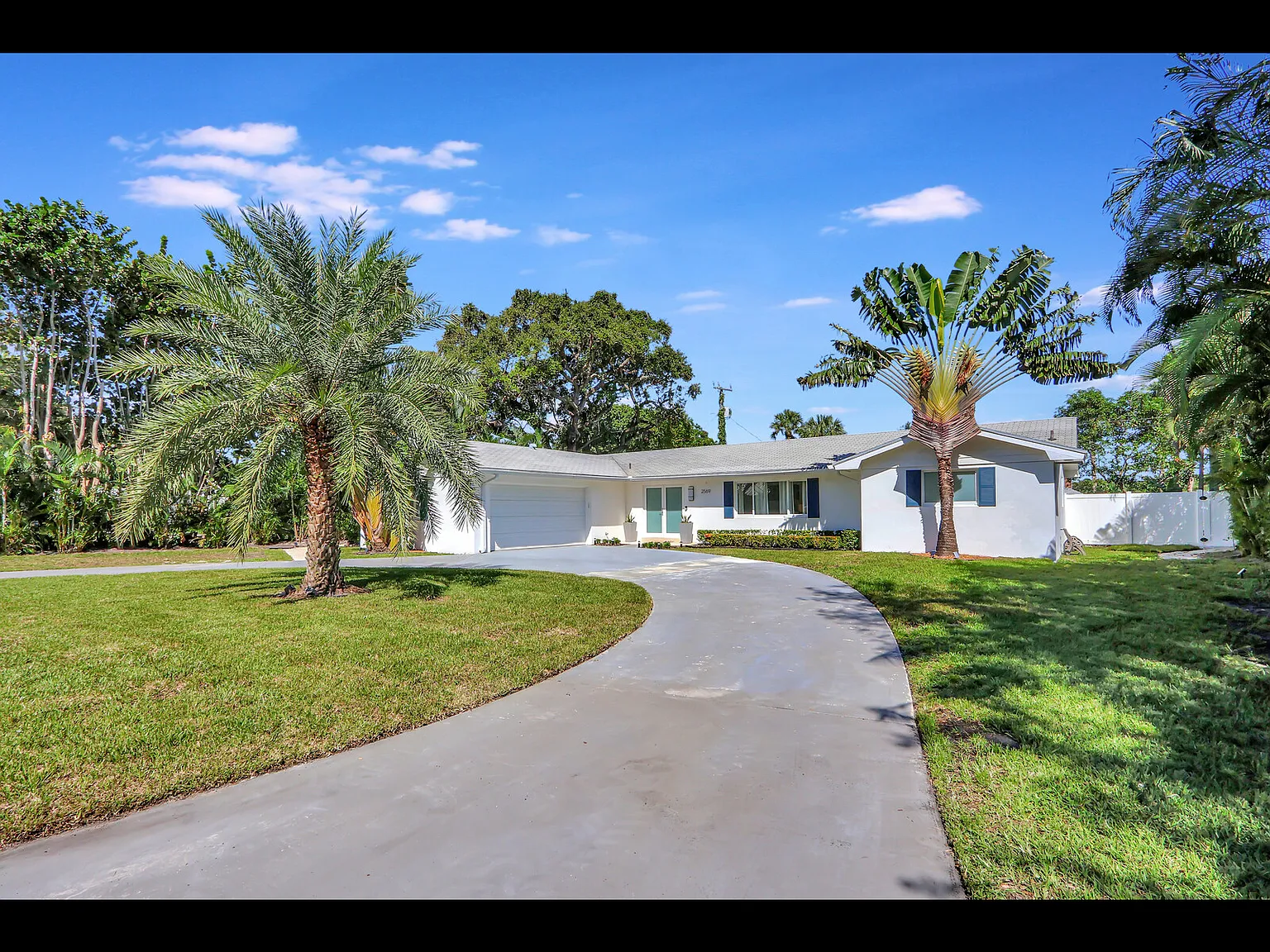 3 bed, 1824 sqft, $6,700 — Photo 1
