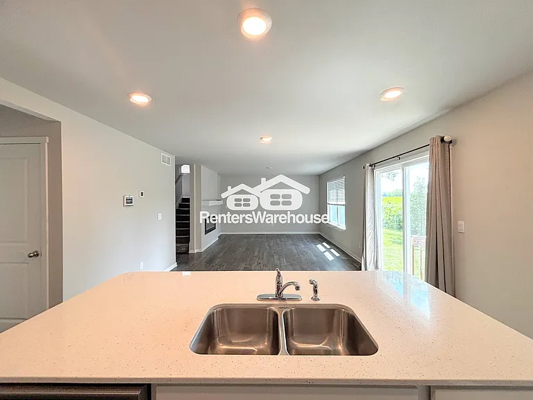 150 Dakota Cir — Photo 5