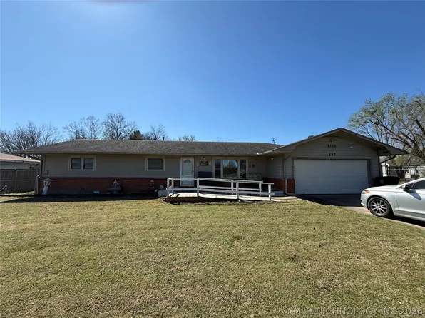 107 Cherokee Ln, Muskogee, OK 74403