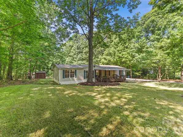 5021 Raintree Ln, Maiden, NC 28650