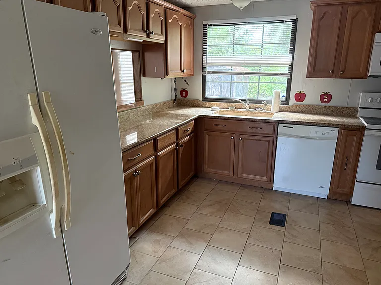 970 Whippoorwill Way — Photo 10
