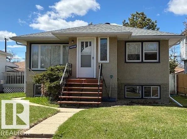 10320 79th St NW, Edmonton, AB T6A 3G8