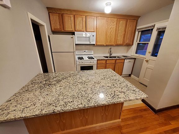 4th image of 1646 King Ave #1646