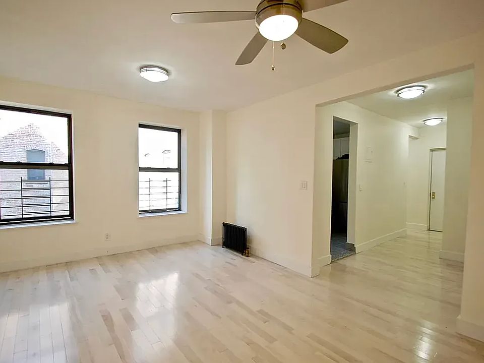 1st image of 76 Saint Nicholas Pl APT 54