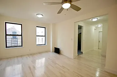 76 Saint Nicholas' Place