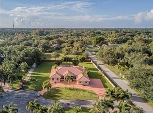 5303 SW 111th Ter, Fort Lauderdale, FL 33328