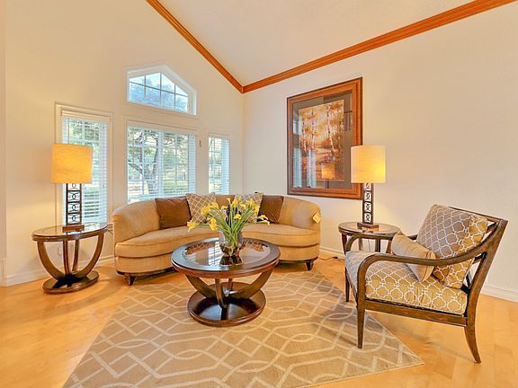 3rd image of 1416 Summitridge Dr