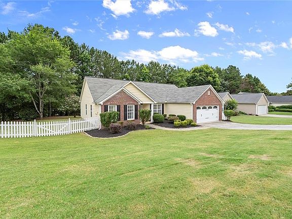 4th image of 5622 Riverside Walk Dr