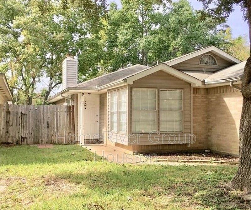 1st image of 1747 Brickarbor Dr
