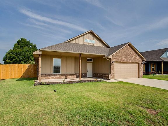 2nd image of 4728 Sandhill Dr