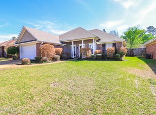 403 Fenway Dr, Brandon, MS 39047