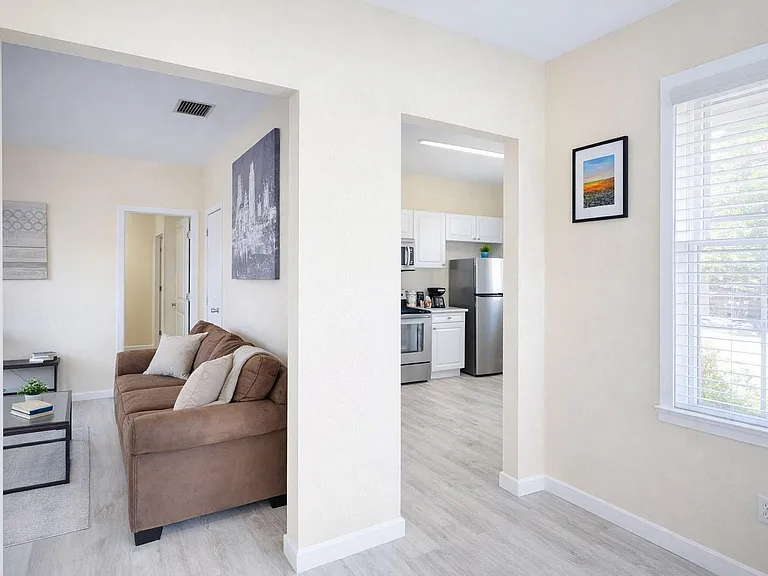 501 S Magnolia Ave #3 — Photo 10