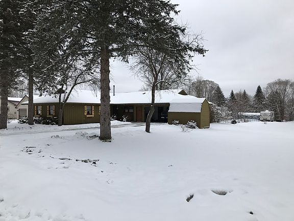 2nd image of 510 Richardi St