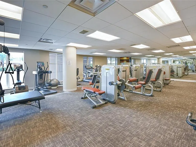 8665 Bay Colony Dr #1401 — Photo 42