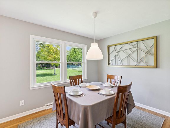 4th image of 5139 Merryview Dr