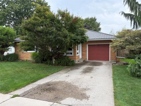 530 Cross St, Chatham Kent, ON N0P 1A0