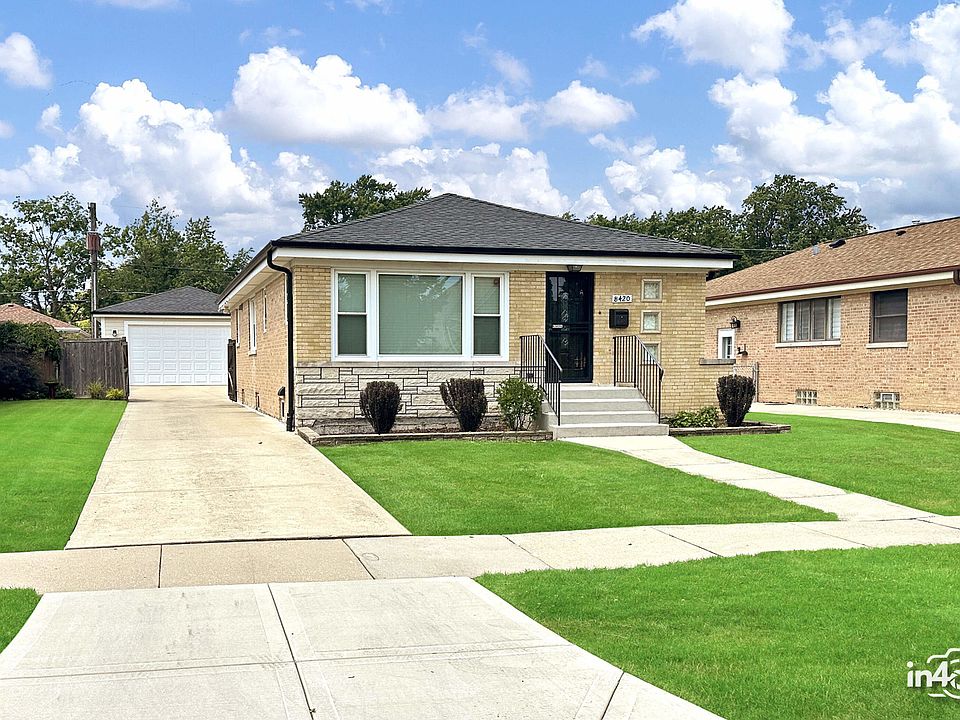 1st image of 8420 N Oleander Ave