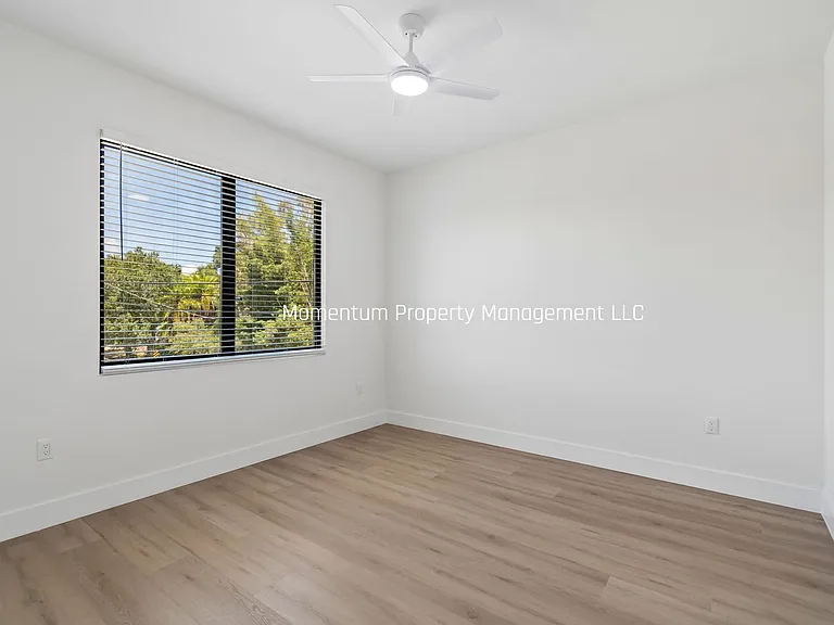 6401 S Richard Ave — Photo 21