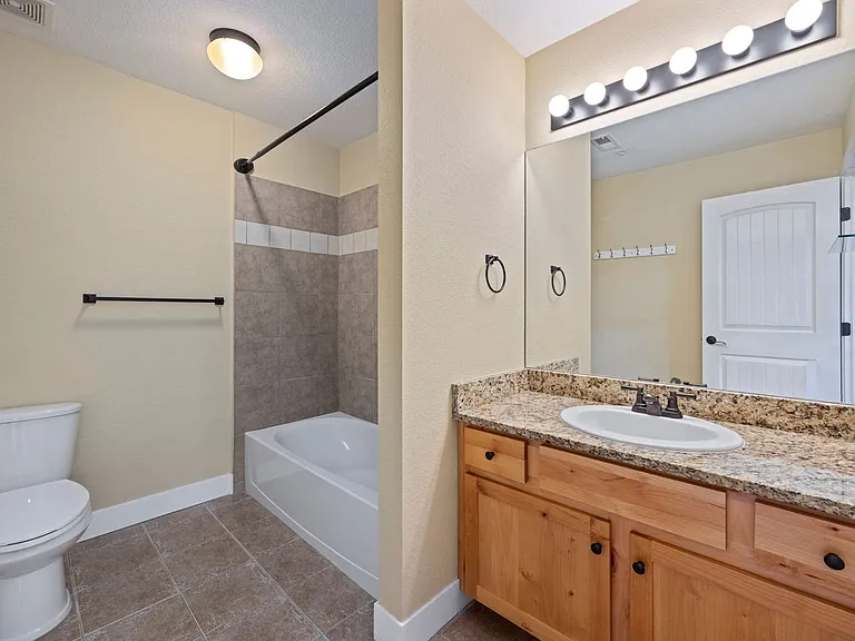 2445 Windrow Dr #C303 — Photo 9