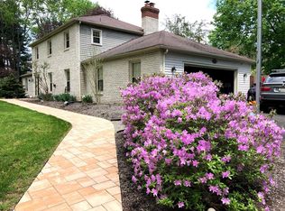 9 Hillside Ln, New Hope, PA 18938