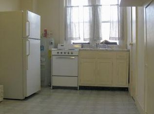 320 New York Ave APT 2, Huntington, NY 11743
