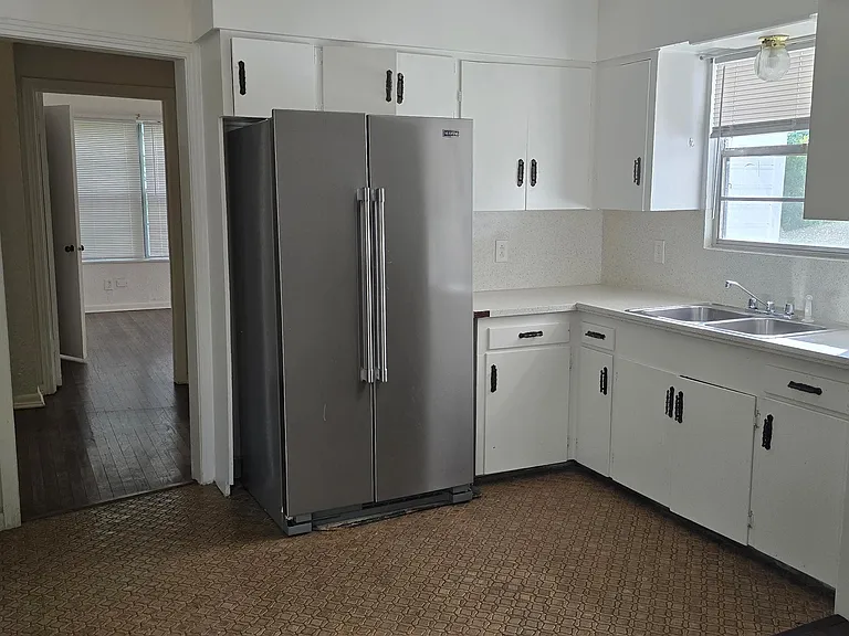 5408 Joe Sayers Ave — Photo 1