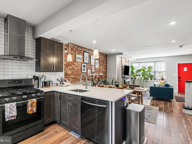 1316 S Dorrance St — Photo 13