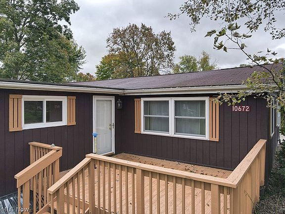 3rd image of 10672 Newton Falls Rd