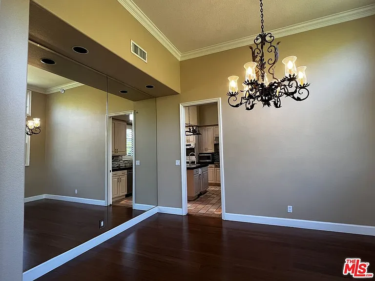 2357 Brookshire Ln — Photo 33
