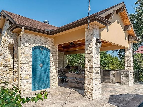 5th image of 2703 Pyramid Dr